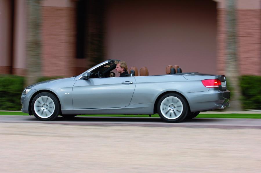  BMW 3-Series Convertible 2007 года  (фото 44 из 239)